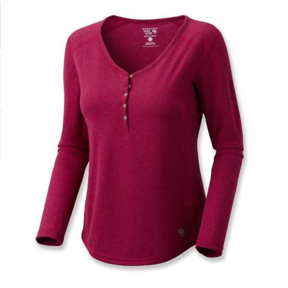 Mountain Hardwear Tops - MOUNTAIN HARDWEAR RED TREKKIN THERMAL HENLEY TOP